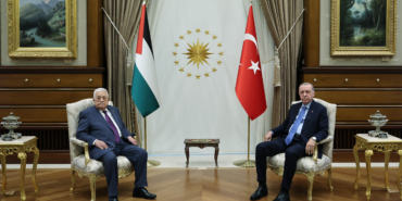 Cumhurbaşkanı Erdoğan, Filistin Devlet Başkanı Abbas ile bir araya geldi