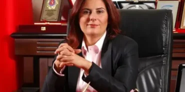 bomba-iddia-aydin-buyuksehir-belediye-baskani-ozlem-cercioglu-ve-3-ilce-belediye-baskani-ak-parti-ye-geciyor-4383