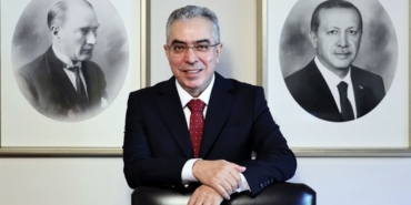 Mehmet Uçum Türkçe, Türkiye’nin Egemen ve Birleştirici Tek Dilidir