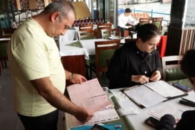 Y_w2mrO1iUCohzxzZuNRUA