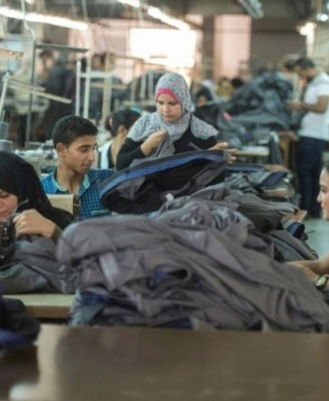 tekstil-patronlarini-cezbeden-maas-6-bin-lira-misira-kacisin-altinda-ne-var
