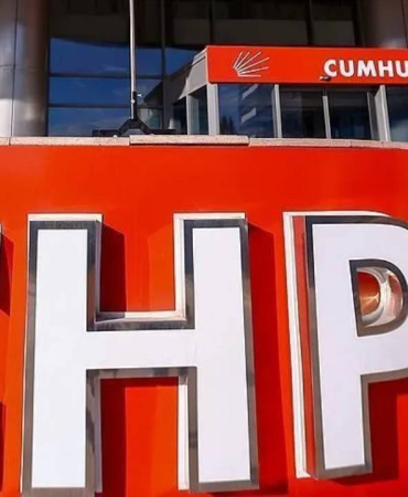 chp-de-butlan-kiyimi-26-il-baskani-gorevden-alindi-7-il-baskaninin-ihraci-istendi