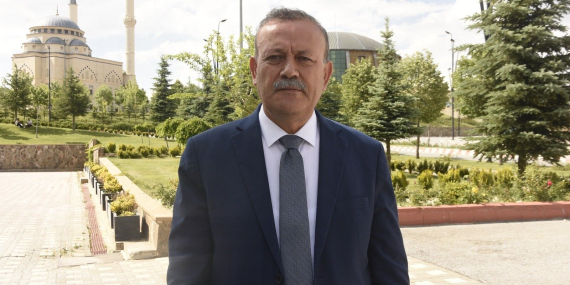 BİTLİS EREN ÜNİVERSİTESİ TIP FAKÜLTESİ İLK ÖĞRENCİLERİNİ ALIYOR BAŞARILI ADAYLARA KARŞILIKSIZ 50 BİN TL'YE VARAN BURS